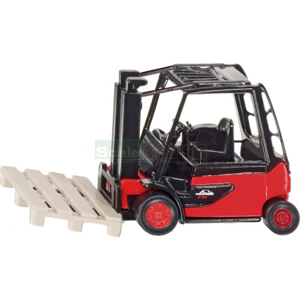 Forklift